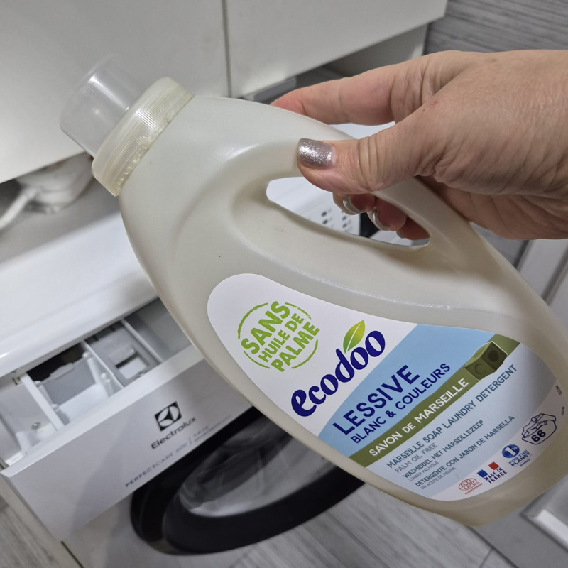 Detergent rufe bio cu sapun de marsilia 2 Litri Ecodoo