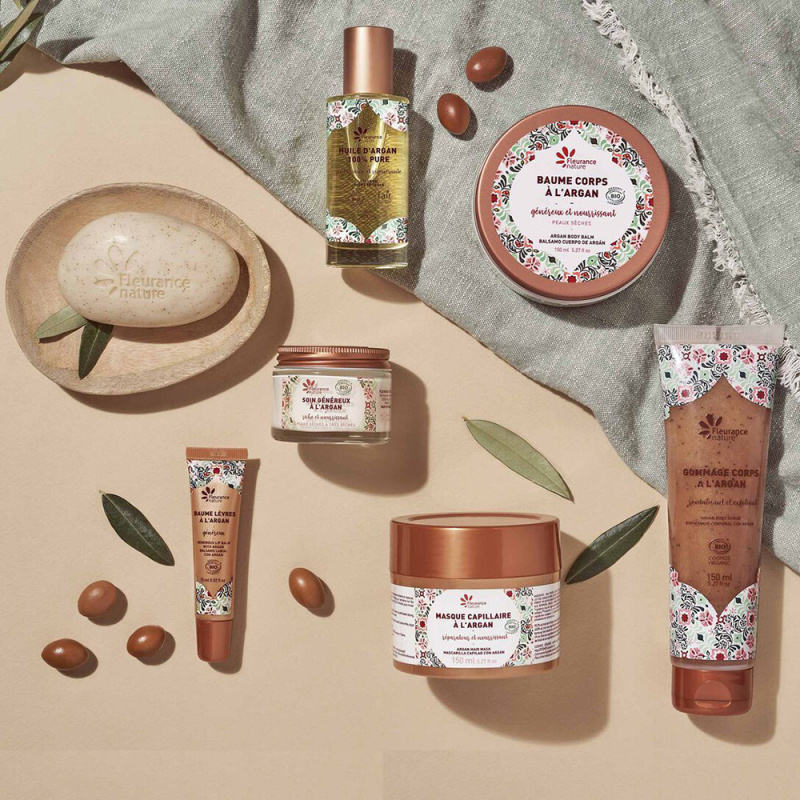 Sapun exfoliant regenerant cu ulei de argan